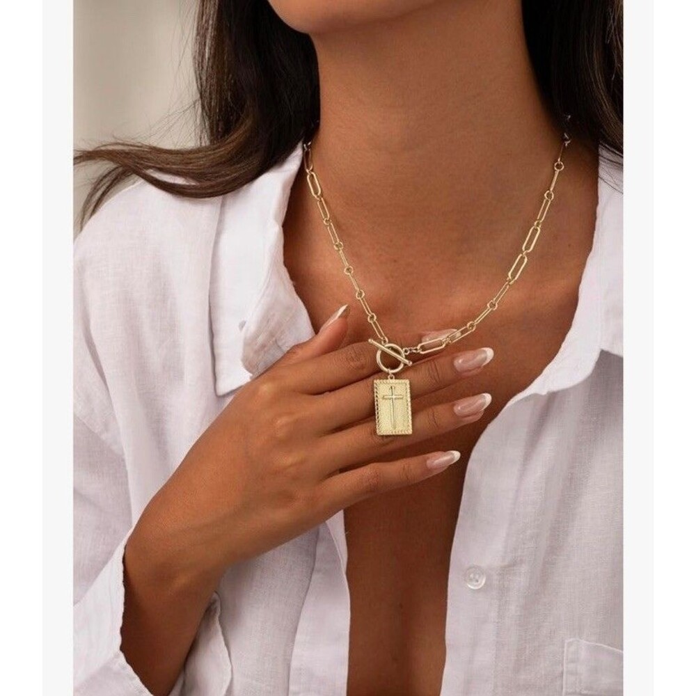 Gold Cross Pendant Necklace for Women Trendy Chunky Cross Necklace Toggle